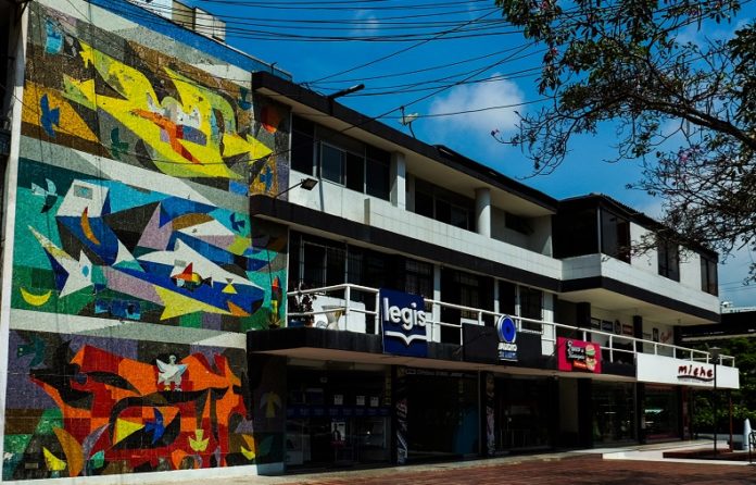 Mural tierra mar y aire de Alejandro Obregón - Foto -Carlos Parra Rios Secretaría de Cultura, Patrimonio y Turismo de Barranquilla (2)