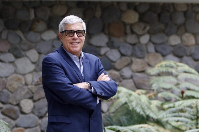 RAMON DAVILA 1642541855638_copy_850x566