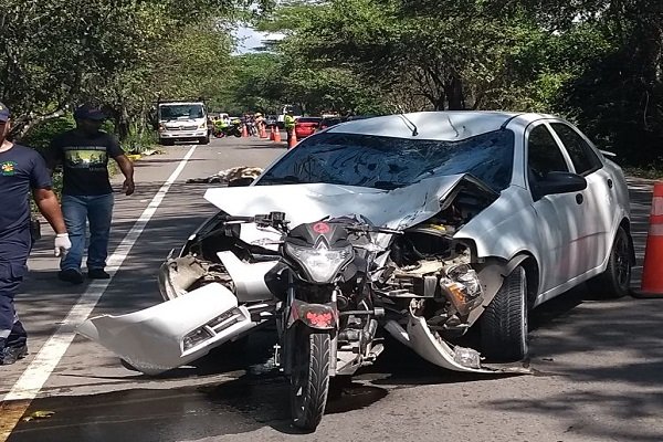 moto-carro-accidente_copy_600x400