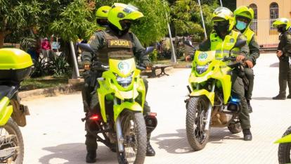 policias