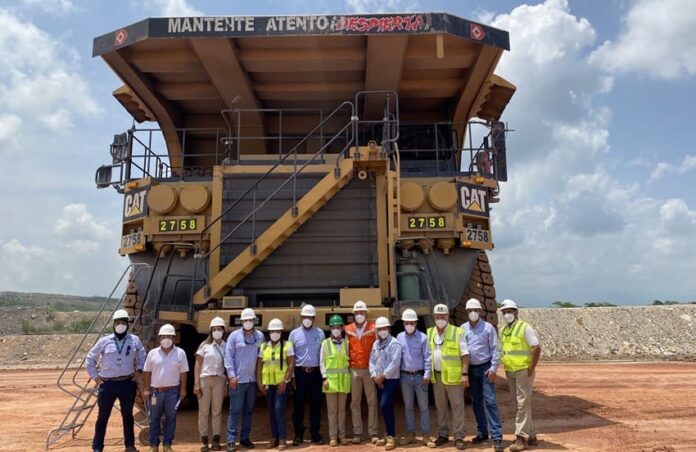 Drummond Ltd. socializa sus prácticas ambientales y sociales a la empresa Mineros S.A._1 (1)