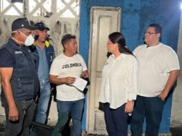 Alcaldía de Soledad atiende oportunamente incendio en la I.E. Dolores María Ucros y ordena recuperación del paraninfo